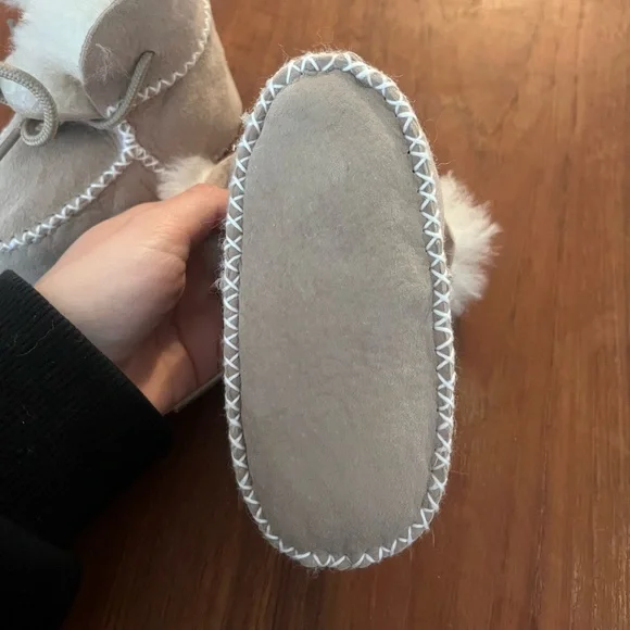 Baby Booties - Picture 4 of 4